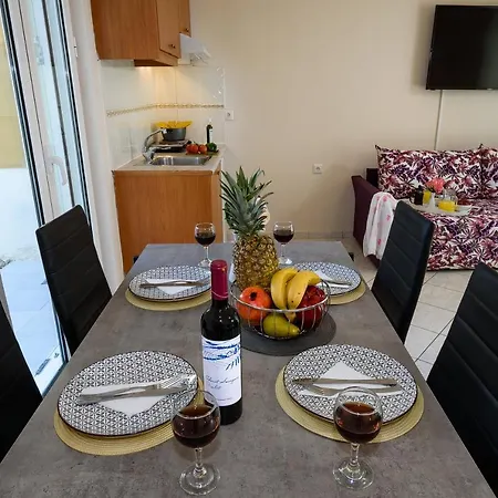Apartment 25 *