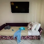 Apartment 25